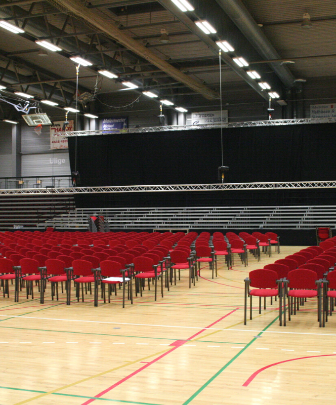 Stor scene i hal C