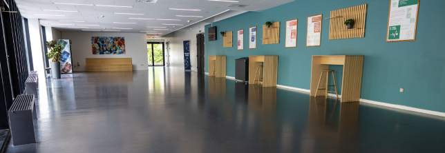 Foyer Vest 644 X 222 Px
