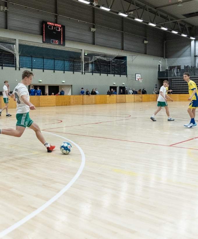 Hal C, sport, fodbold