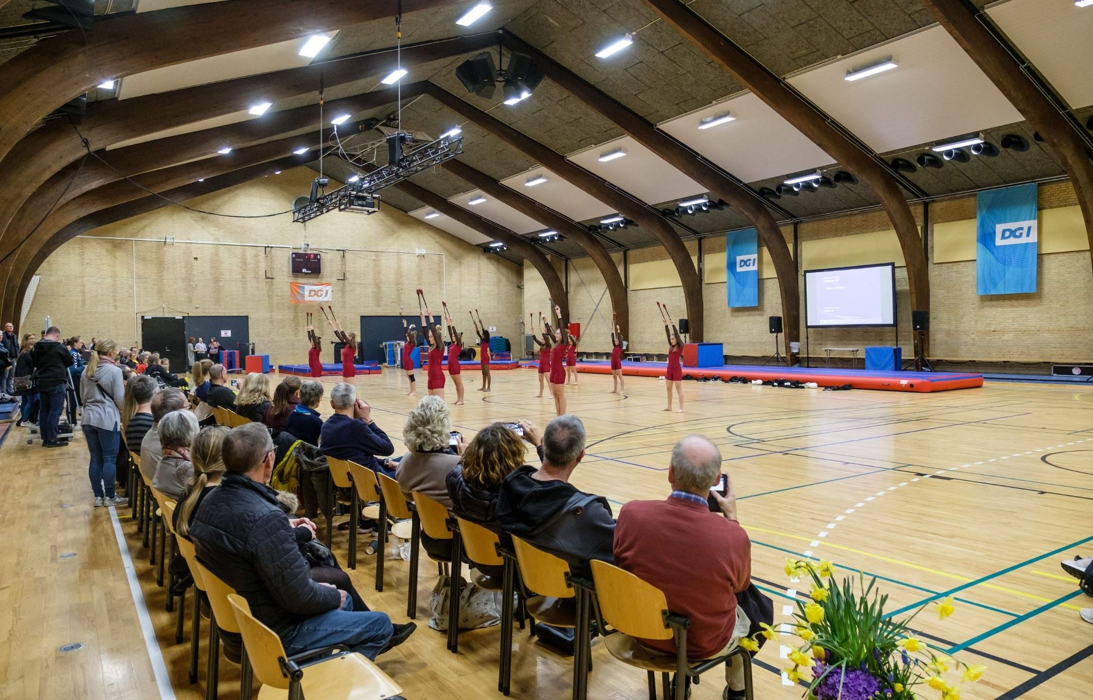 Hal B, sport, gymnastikopvisning, DGI
