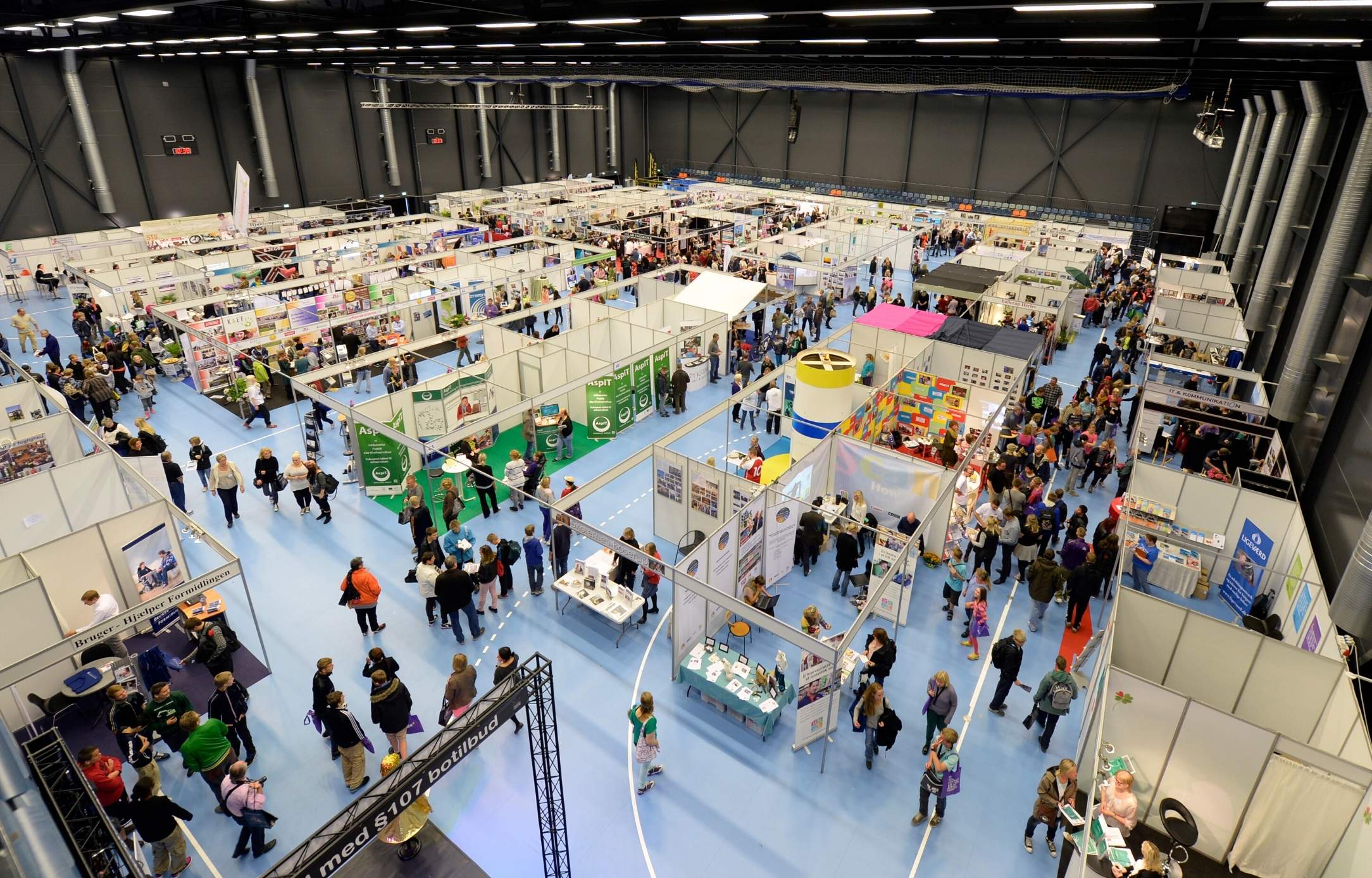 Hal D, Messe (1)