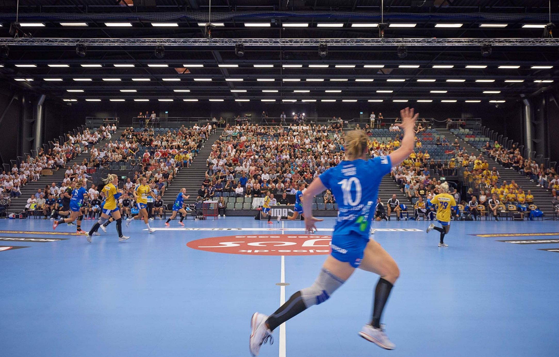 Hal D, sport, håndbold, tribune