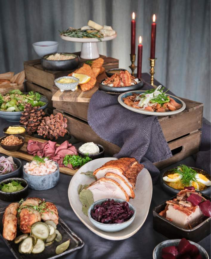 Vælg Mellem Den Klassiske Og Den Grønne Julefrokost 708 X 872 Px