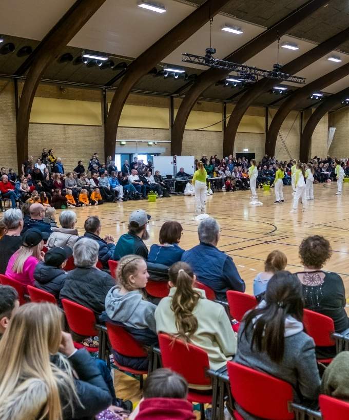 Hal B, sport, gymnastik, publikum